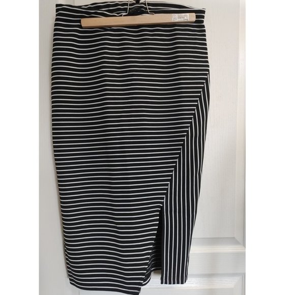 NWOT PAPAYA STRIPES SKIRT WITH FRONT SLIP (UK 14) - Picture 1 of 5